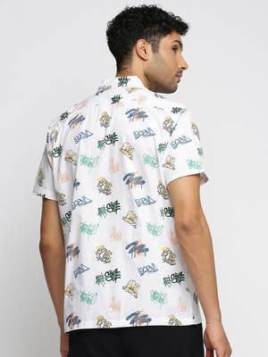 men's short sleeves typography white shirt 4