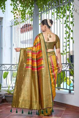 Rangkat Pattern Banarasi Mehendi Green & Yellow Saree With Unstitch Blouse Piece 2