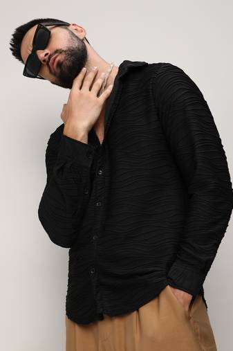 Men's midnight black self-design wave shirt