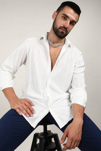 Men's chalk white pleat-creased shirt