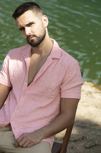 Men's baby pink box-creased shirt