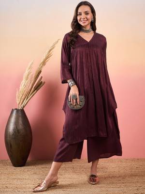 WINE DOUBLE TONE LUREX V NECK FLARED KURTA SET 3