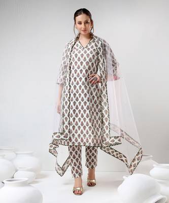 White booti cotton suit set 1