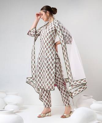 White booti cotton suit set 2
