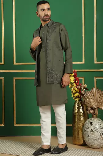 Men grey embroidered silk blend kurta jacket set