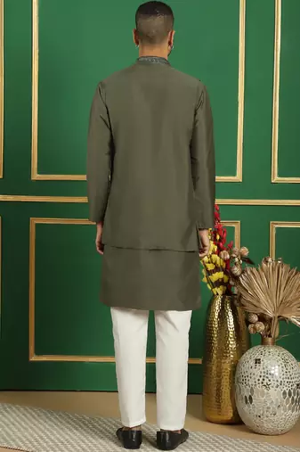Men grey embroidered silk blend kurta jacket set