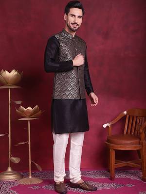 Men gold woven silk blend kurta jacket set 4