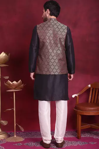 Men maroon woven silk blend kurta jacket set