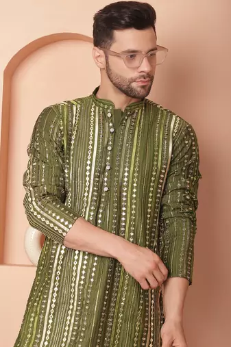 Men green embroidered silk blend kurta pajama