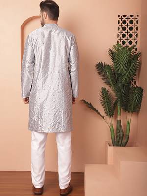 Men grey embroidered silk blend kurta pajama 4