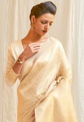 Cream Art Silk Designer Border And Pallu With Blouuse And Saree For Women 2