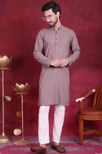 Men grey embroidered georgette kurta pajama