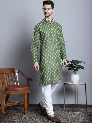 Men green printed blended cotton kurta pajama 1