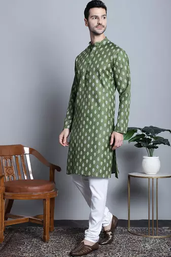 Men green printed blended cotton kurta pajama