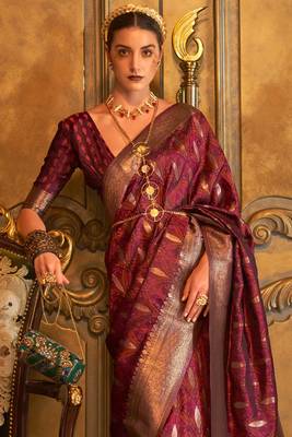 Marron Silk Designer Border And Pallu With Blouse And Saree For Women 2