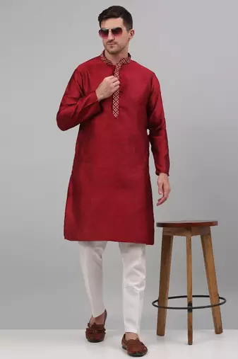 Men maroon embroidered silk blend kurta pajama