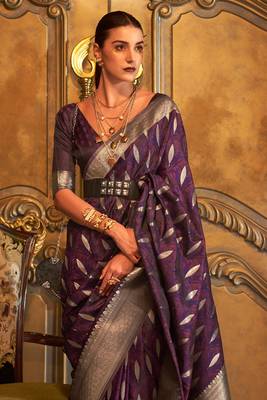Wine Silk Designer Border And Pallu With Blouse And Saree For Women 2