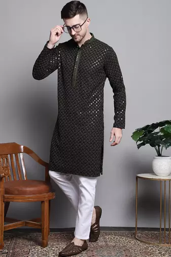Men green embroidered cotton kurta pajama