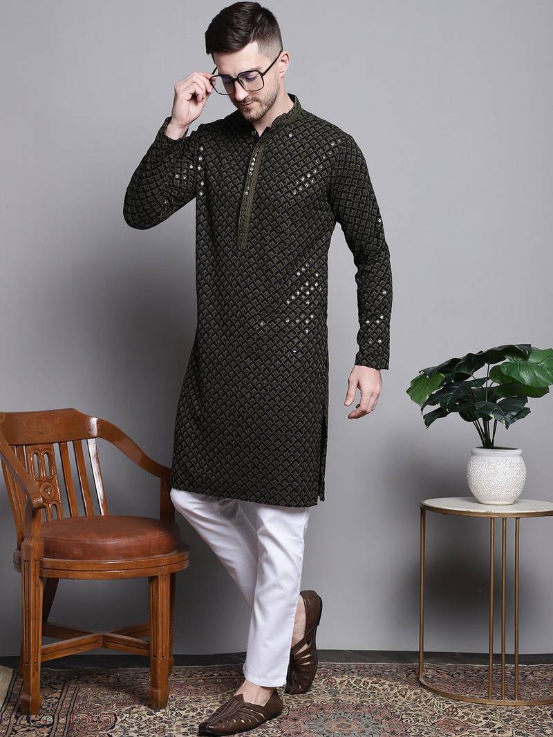 Men green embroidered cotton kurta pajama