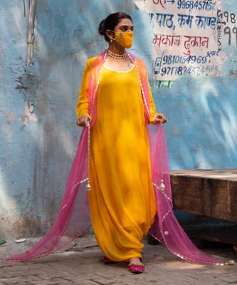 Alphanso yellow gown with fuchsia cape 5