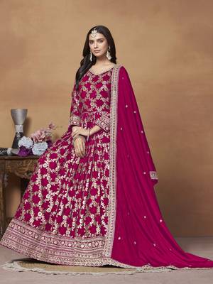 Rani pink dola jacquard jacquard woven with thread embroidery work salwar kameez 4