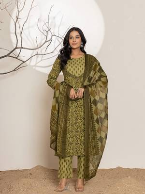  green leaf print cotton straight kurta and trouser with dupatta set 1
