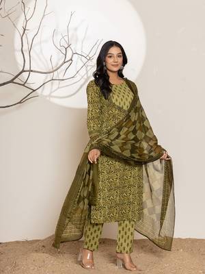  green leaf print cotton straight kurta and trouser with dupatta set 2