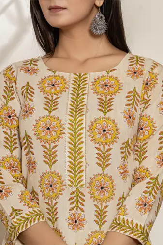  mustard floral print cotton straight samosa-lace kurta and trouser with dupatta set