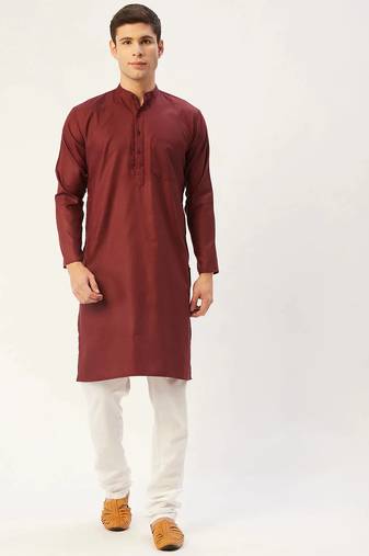 Men maroon solid cotton kurta pajama