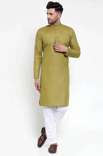 Men green solid blended cotton kurta pajama