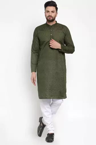 Men green solid blended cotton kurta pajama