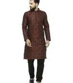 Men maroon solid blended cotton kurta pajama
