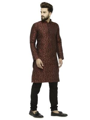 Men maroon solid blended cotton kurta pajama 2