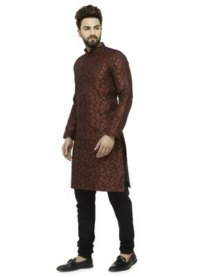 Men maroon solid blended cotton kurta pajama 4