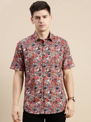 Showoff men's short sleeves graphic multi shirt 2
