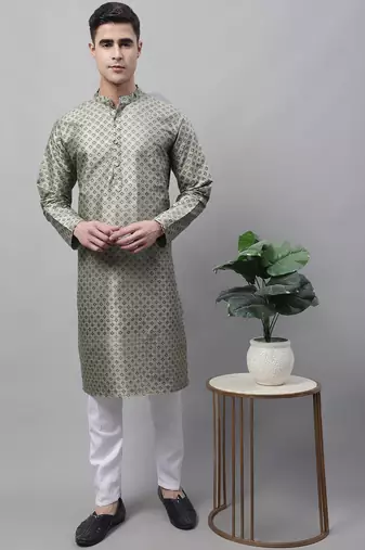 Men green printed silk blend kurta pajama