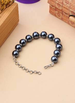 Grey Pearl Bracelet 3