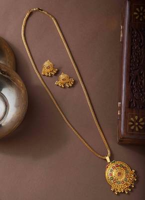 Regal Gold-Plated Necklace Set with Red Stone Circle Pendant 2