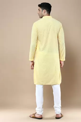 Sanwara's stylish ethnic chikankari kurta & pajama set for men