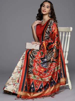Cream Semi-Stitched Lehenga Choli Set With Dupatta 2