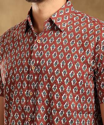 Dahleez maroon cotton hand block shirt 4