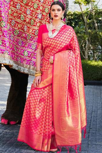 Rani Pink kanjivaram style of silk bland thread & Zari weaving saree with Blouse