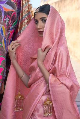 Pink kanjivaram style of silk bland thread & Zari weaving saree with Blouse 2