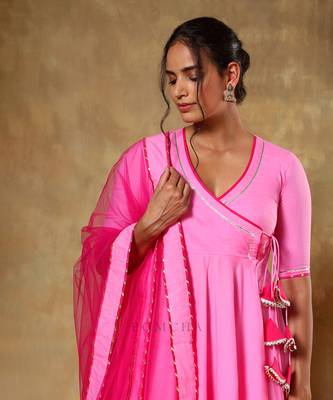 Guzarish pink cotton angrakha set 5