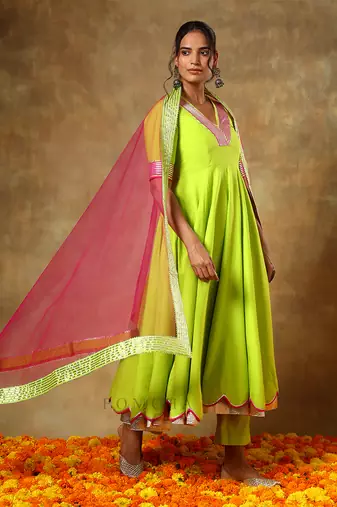 Guzarish gulaal green cotton anarkali set