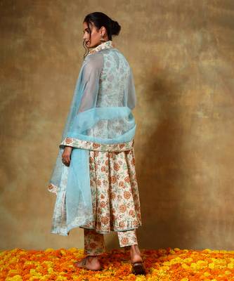 Guzarish beige halter neck cotton anarkali set 4