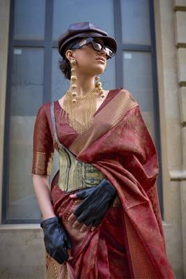 Maroon Organza Silk Zari Weaving Border And Rich Pallu Saree With Blouse For Women 2