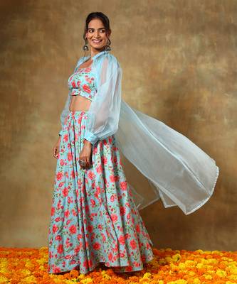 Guzarish Red Floral Lehenga Set With Shrug 2