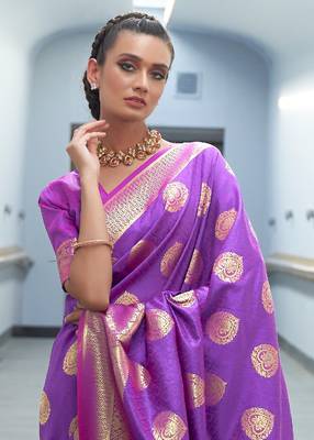 Purple Banarasi Silk Zari Weaving Border And Pallu Saree With Blouse For Women 3