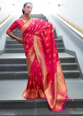 Pink Banarasi Silk Zari Weaving Border And Pallu Saree With Blouse For Women 1